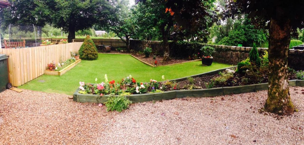 Homagen Bed & Breakfast Roybridge Zewnętrze zdjęcie